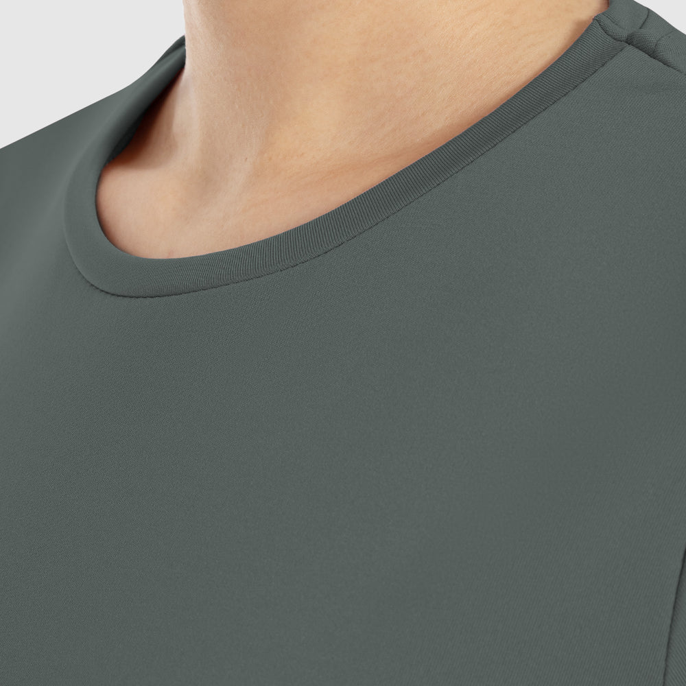 Long-sleeve T-shirt